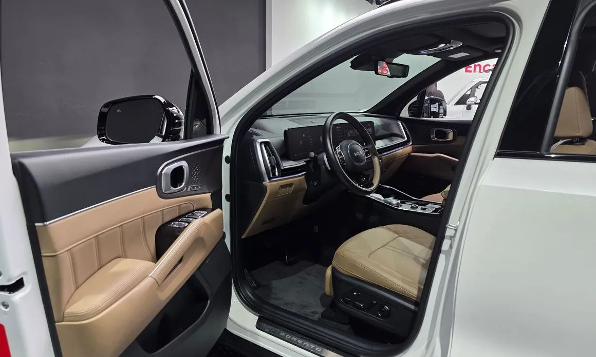 Kia Sorento — фото 10
