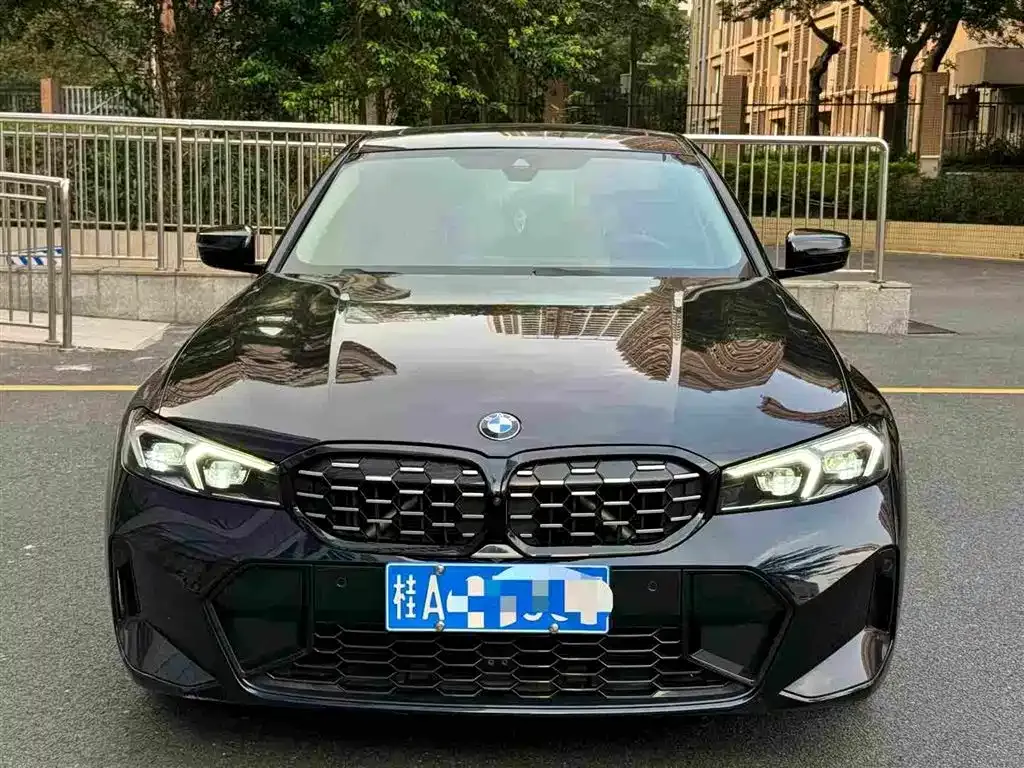 BMW 3 Series — фото 1