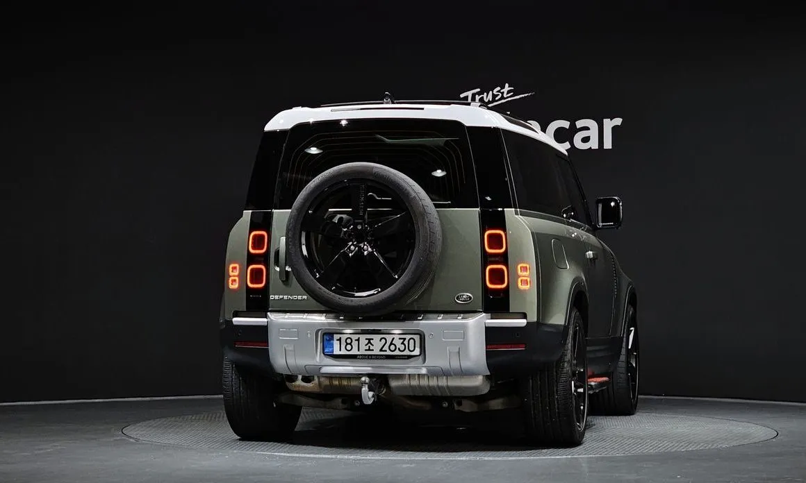 Land Rover Defender — фото 5