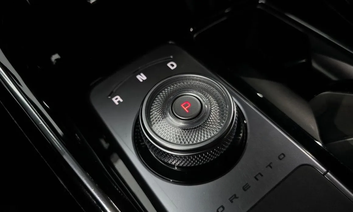 Kia Sorento — фото 3