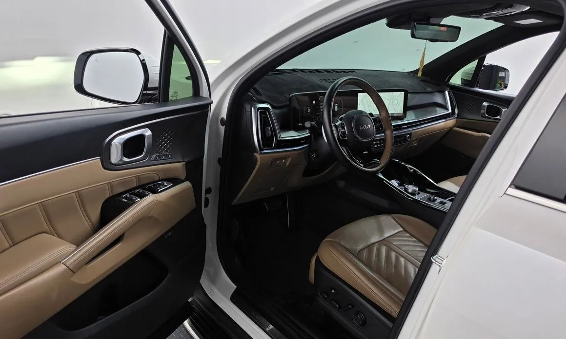 Kia Sorento — фото 10