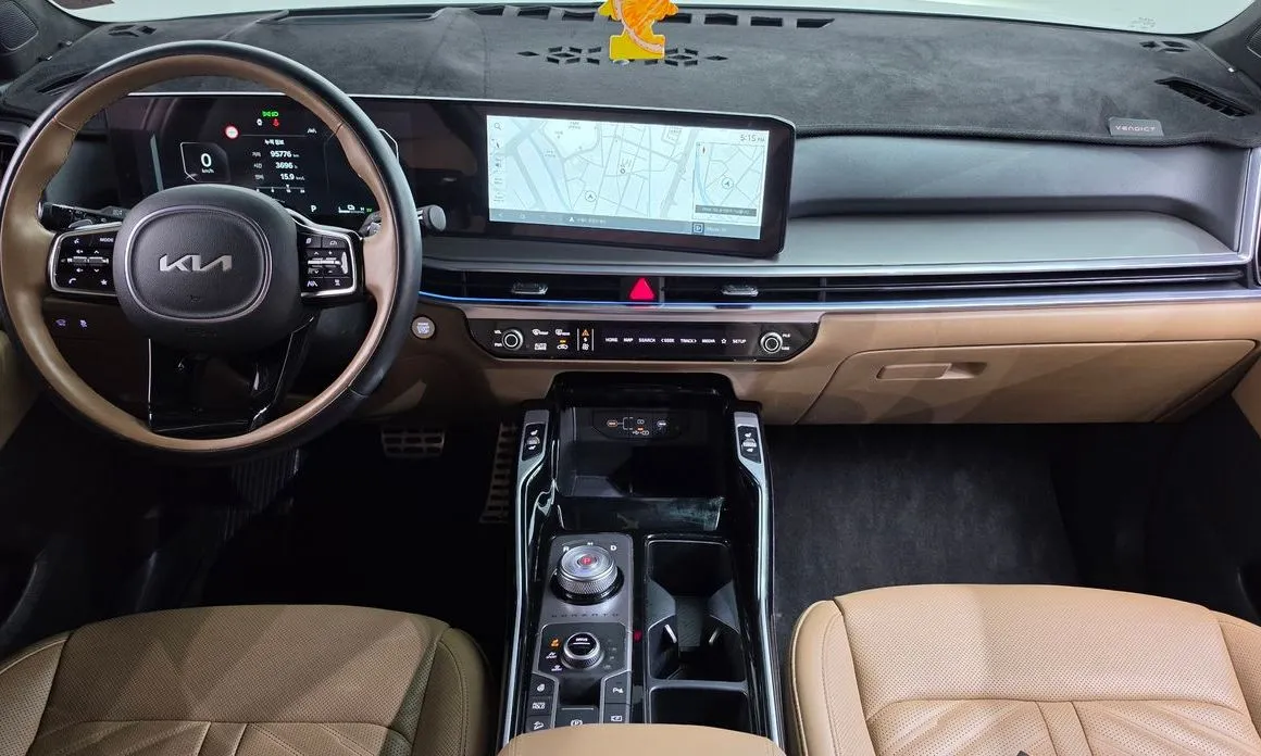 Kia Sorento — фото 6