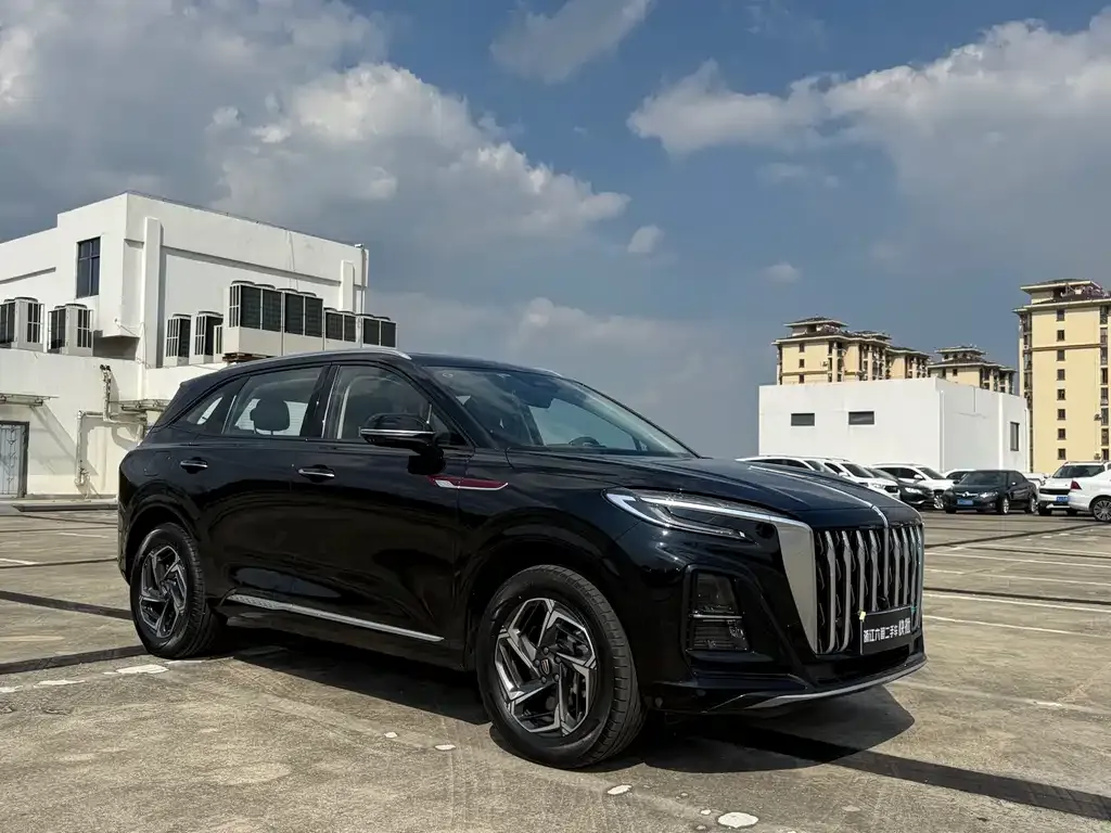 Hongqi HS3 — фото 2