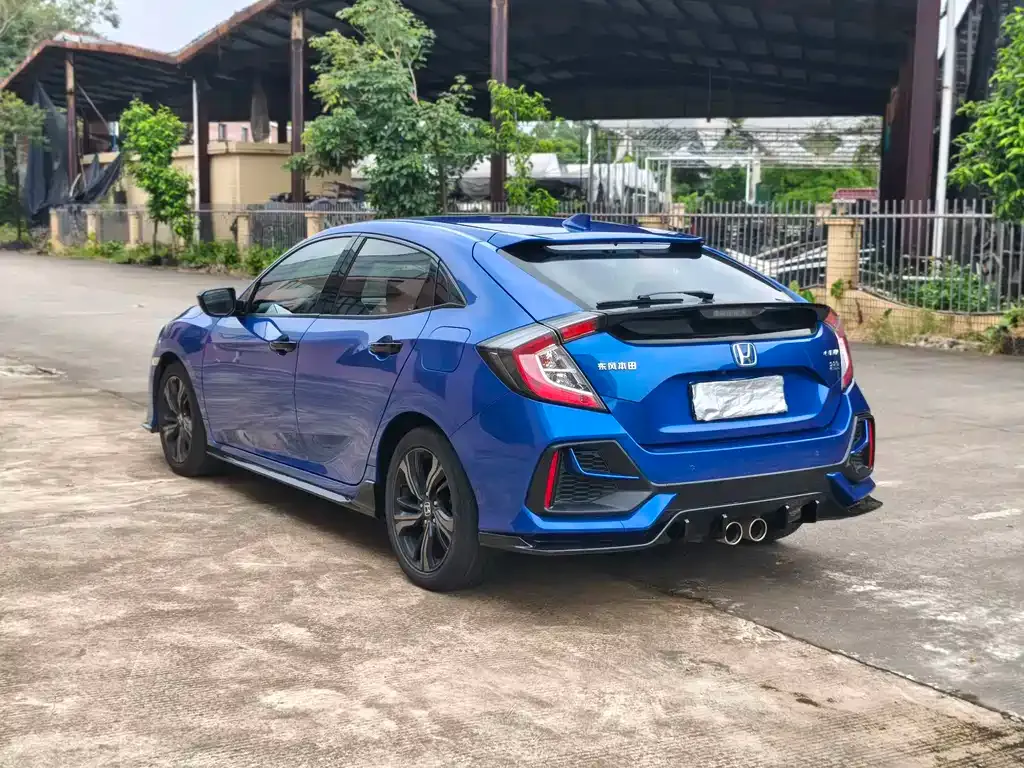 Honda Civic — фото 10