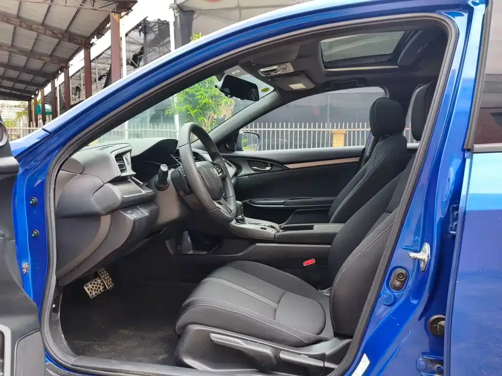 Honda Civic — фото 5