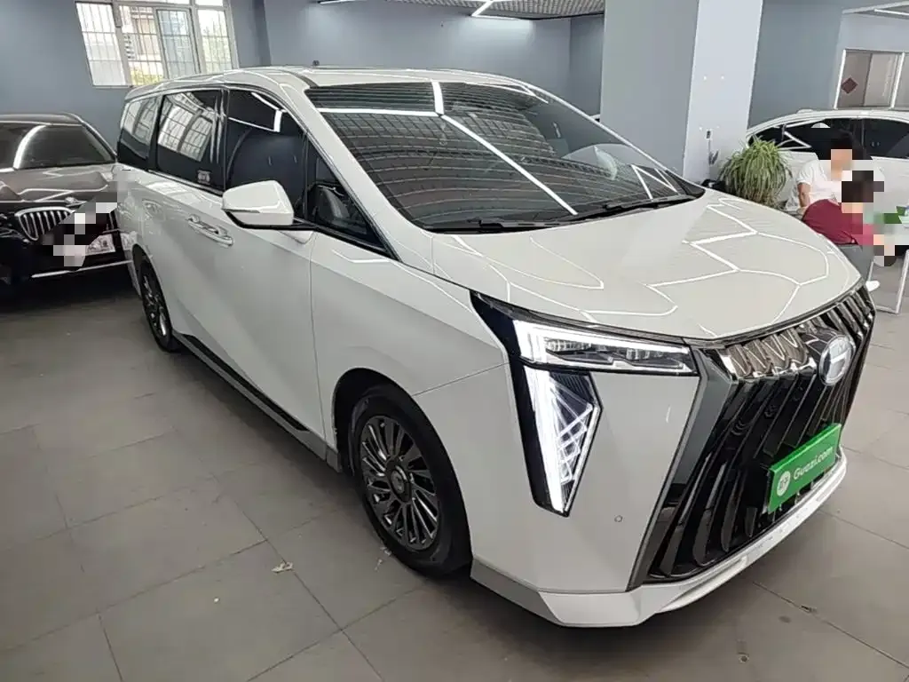 GAC Motor Trumpchi M8 — фото 10