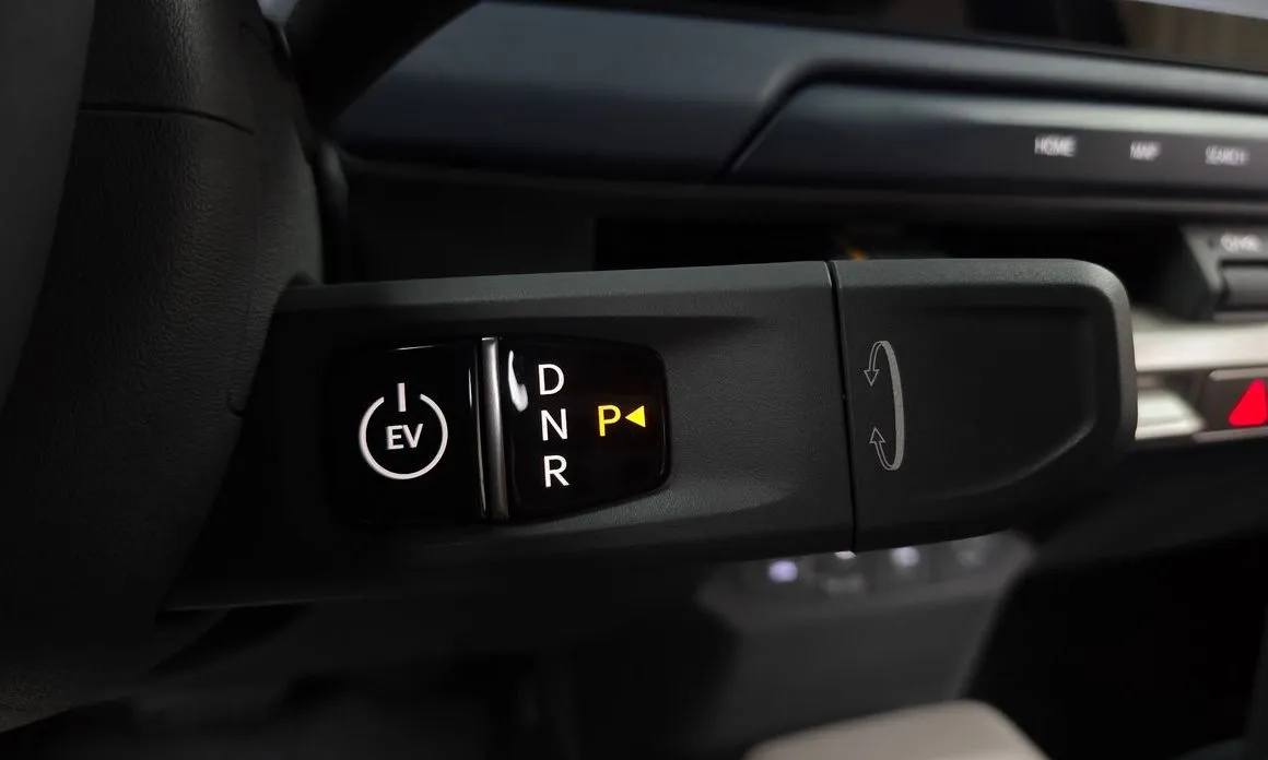 Kia EV3 — фото 2