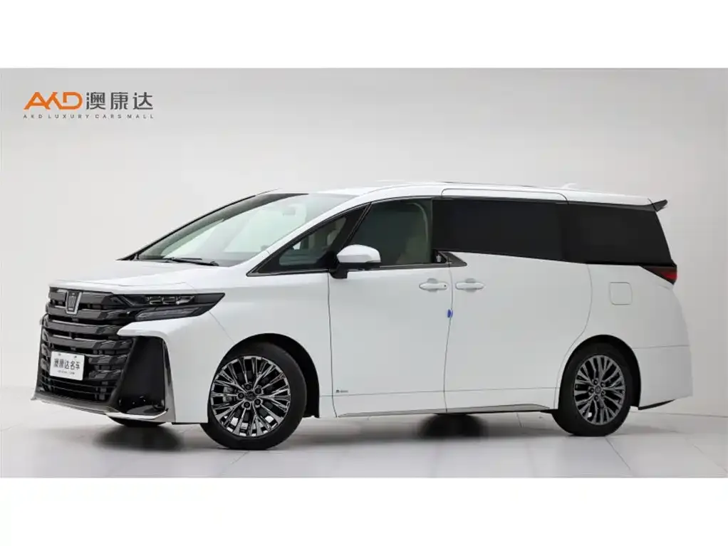 Toyota Vellfire — фото 1