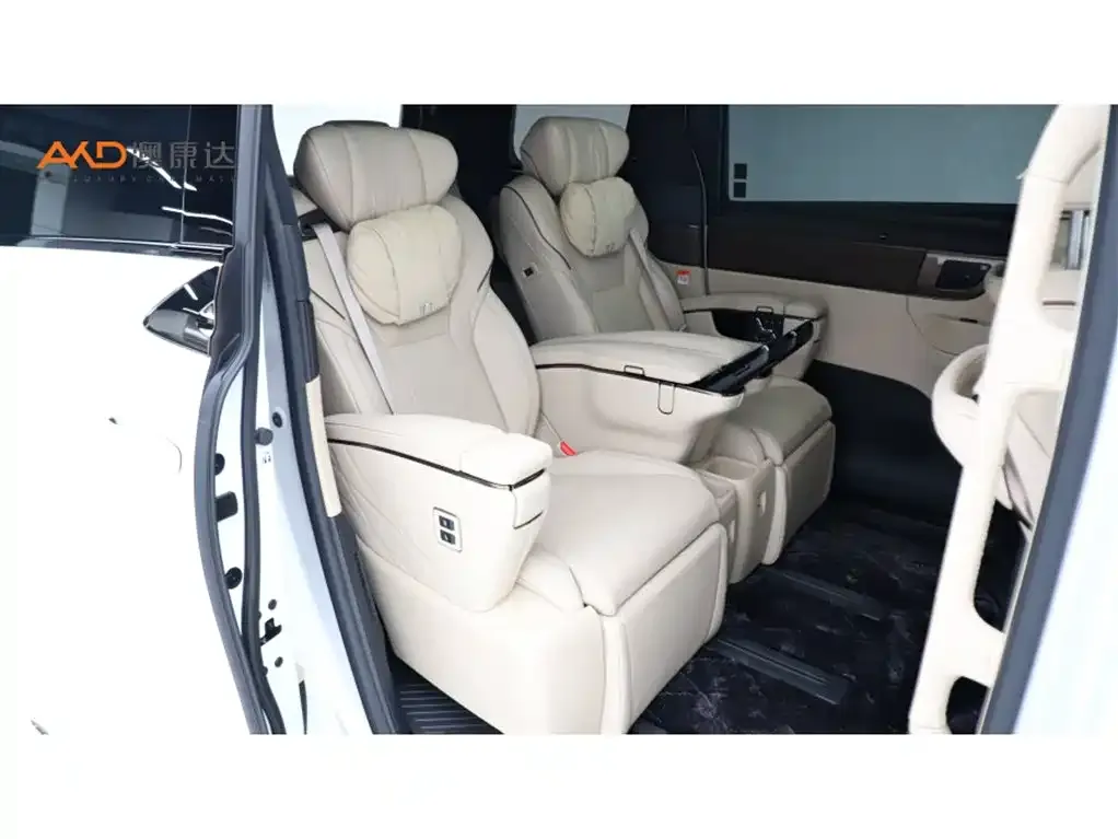 Toyota Vellfire — фото 5