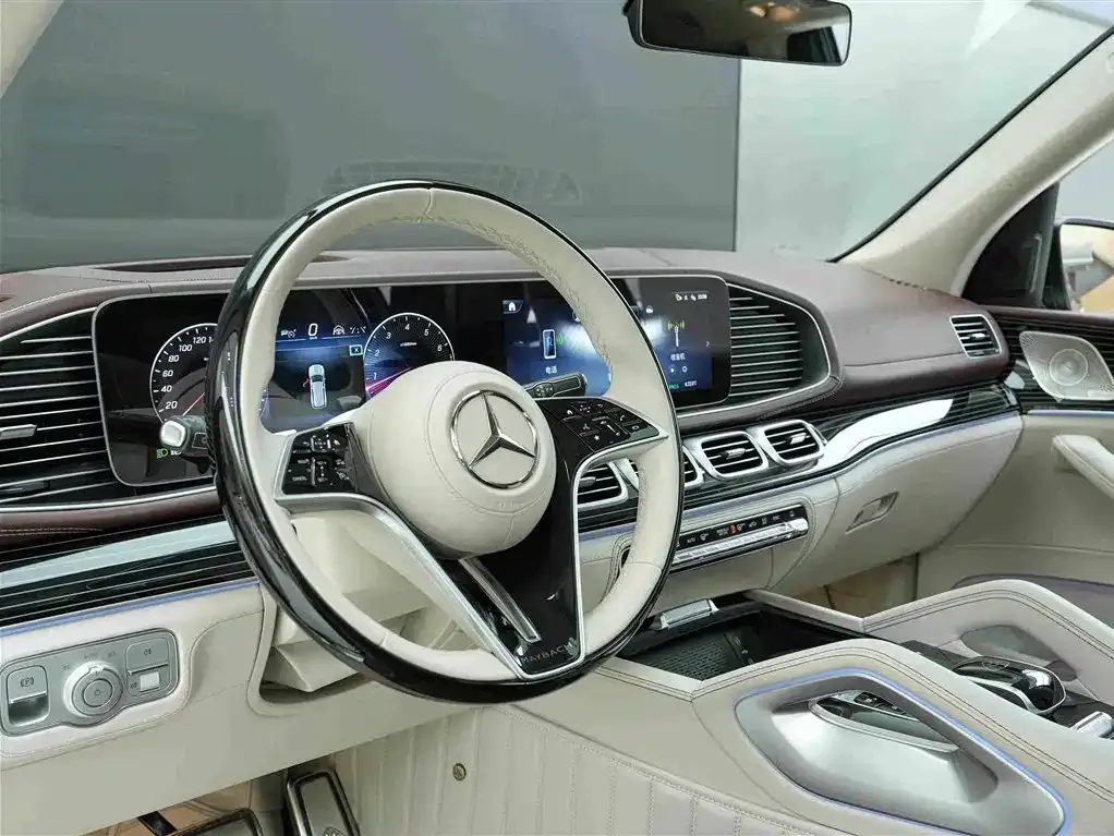 Mercedes-Benz GLS — фото 5
