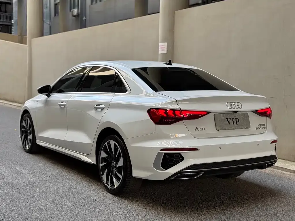 Audi A3 — фото 7