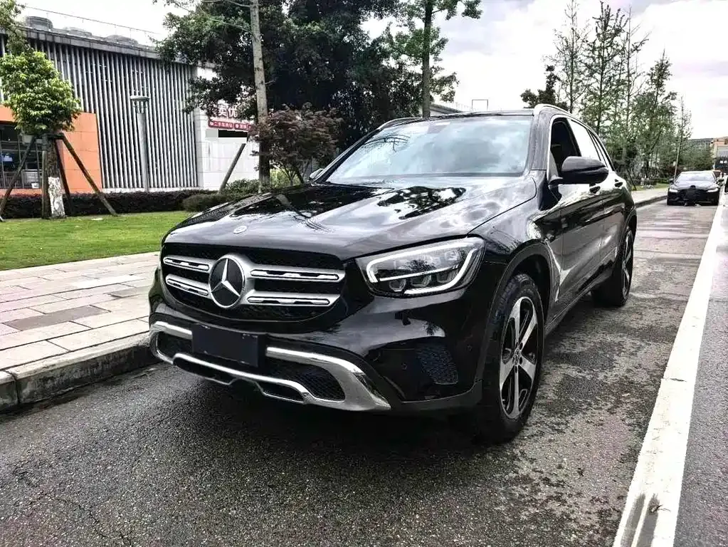 Mercedes-Benz GLC — фото 1