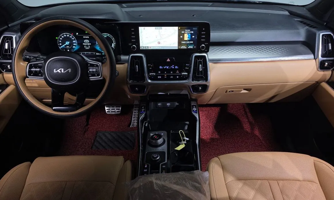 Kia Sorento — фото 10