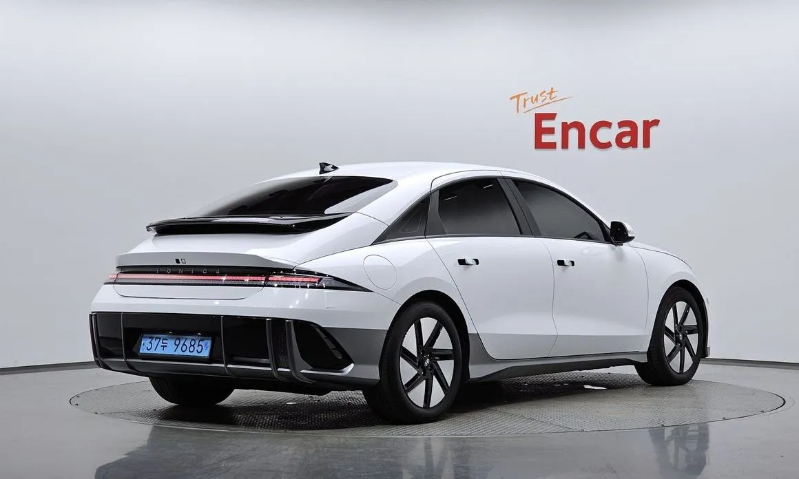 Hyundai Ioniq6 — фото 9