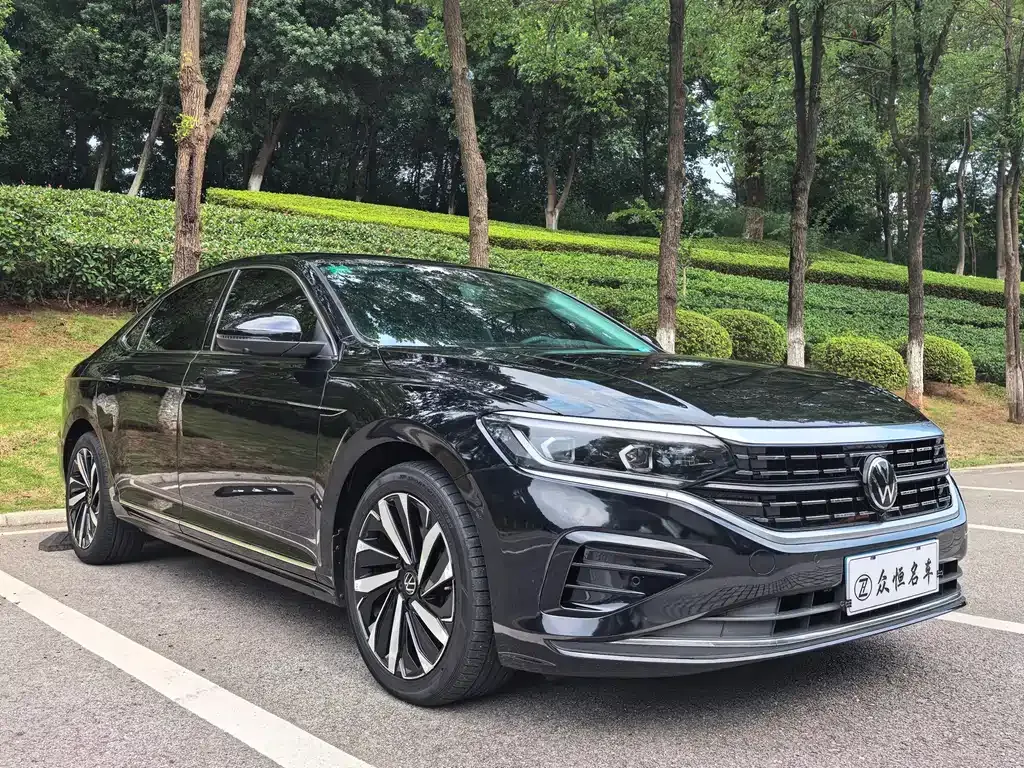 Volkswagen Passat — фото 10