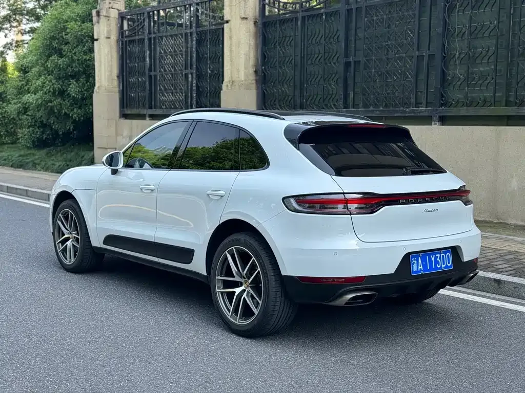 Porsche Macan — фото 4