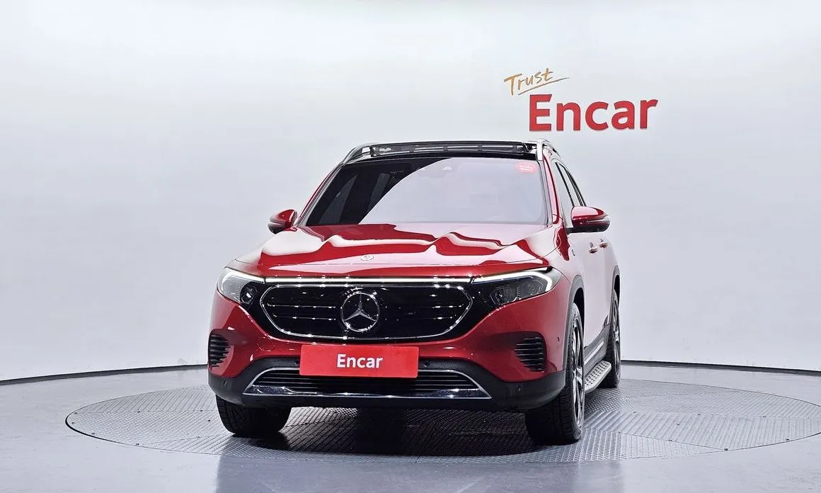 Mercedes-Benz EQB — фото 2