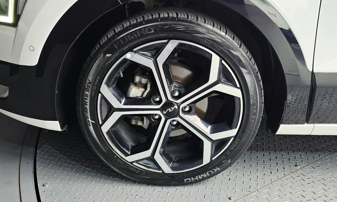 Kia Niro — фото 10