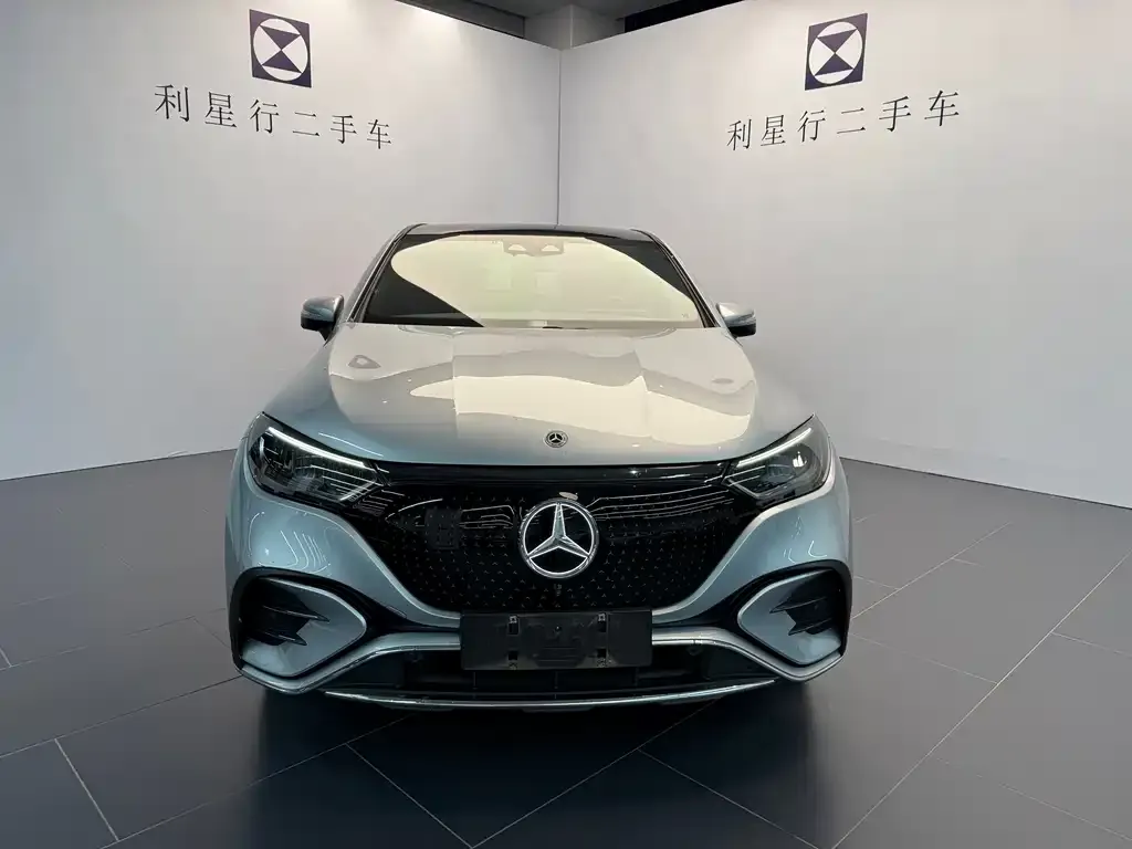 Mercedes-Benz EQE SUV — фото 2