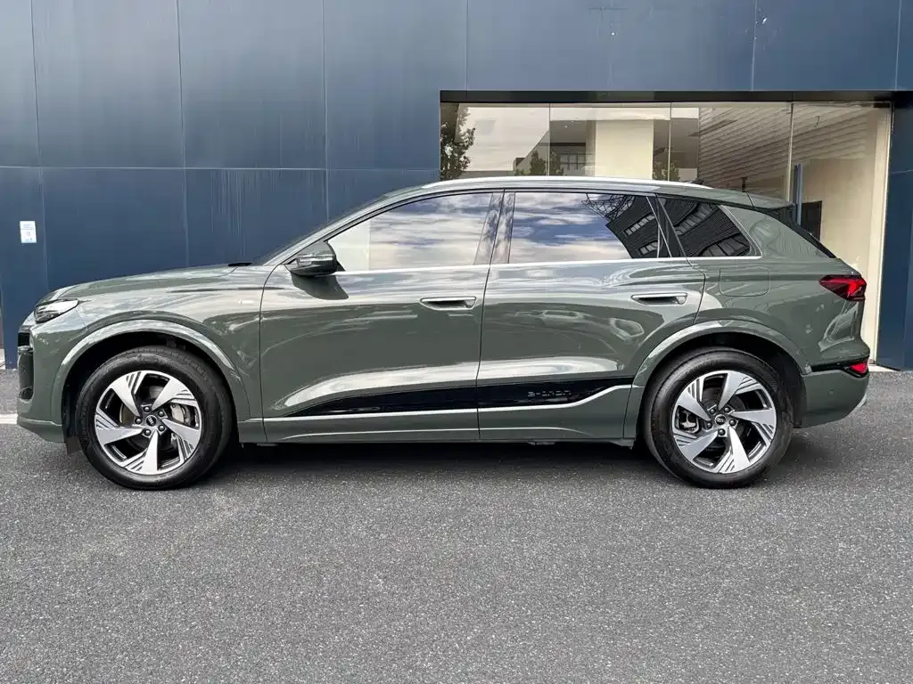 Audi Q6L e-tron — фото 8