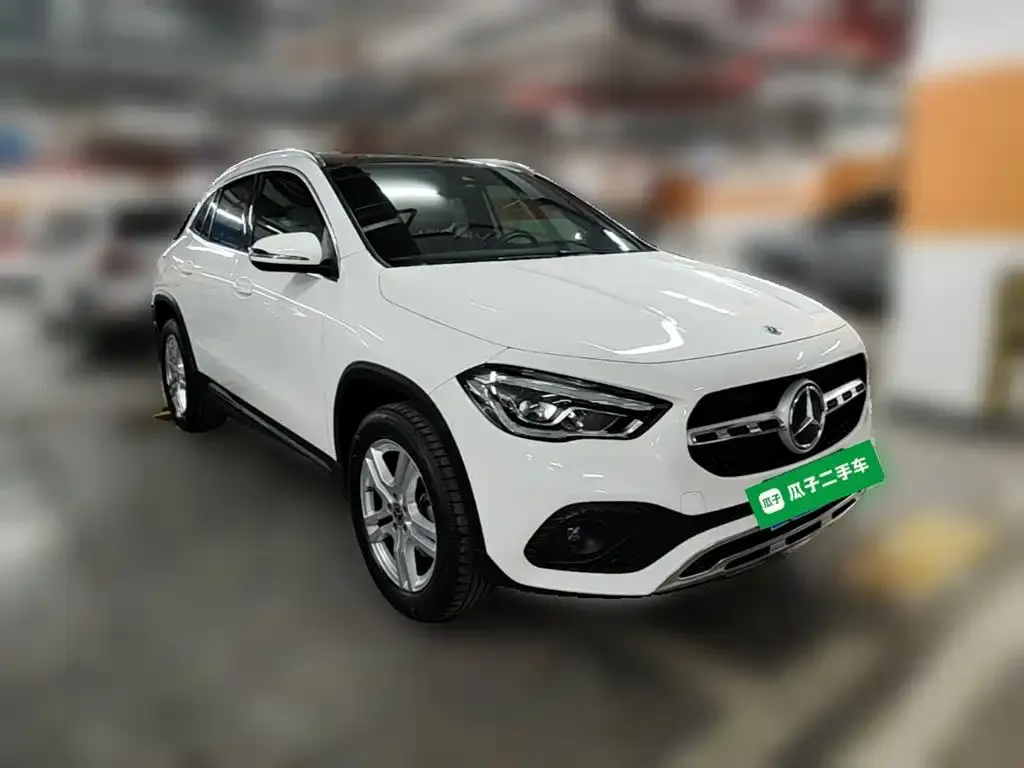 Mercedes-Benz GLA — фото 10