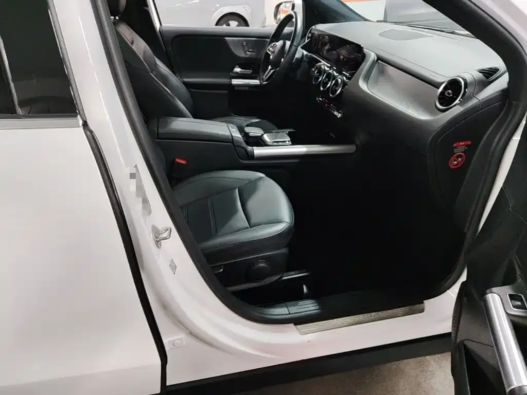 Mercedes-Benz GLA — фото 5