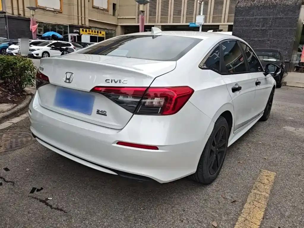Honda Civic — фото 5
