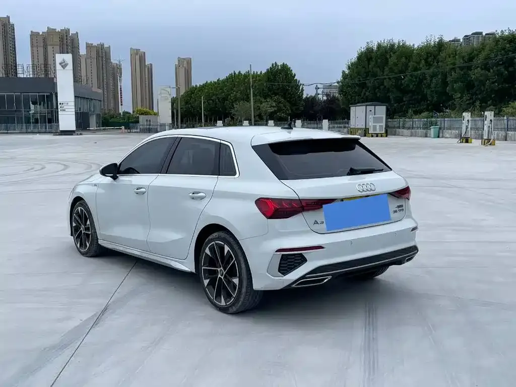Audi A3 — фото 2