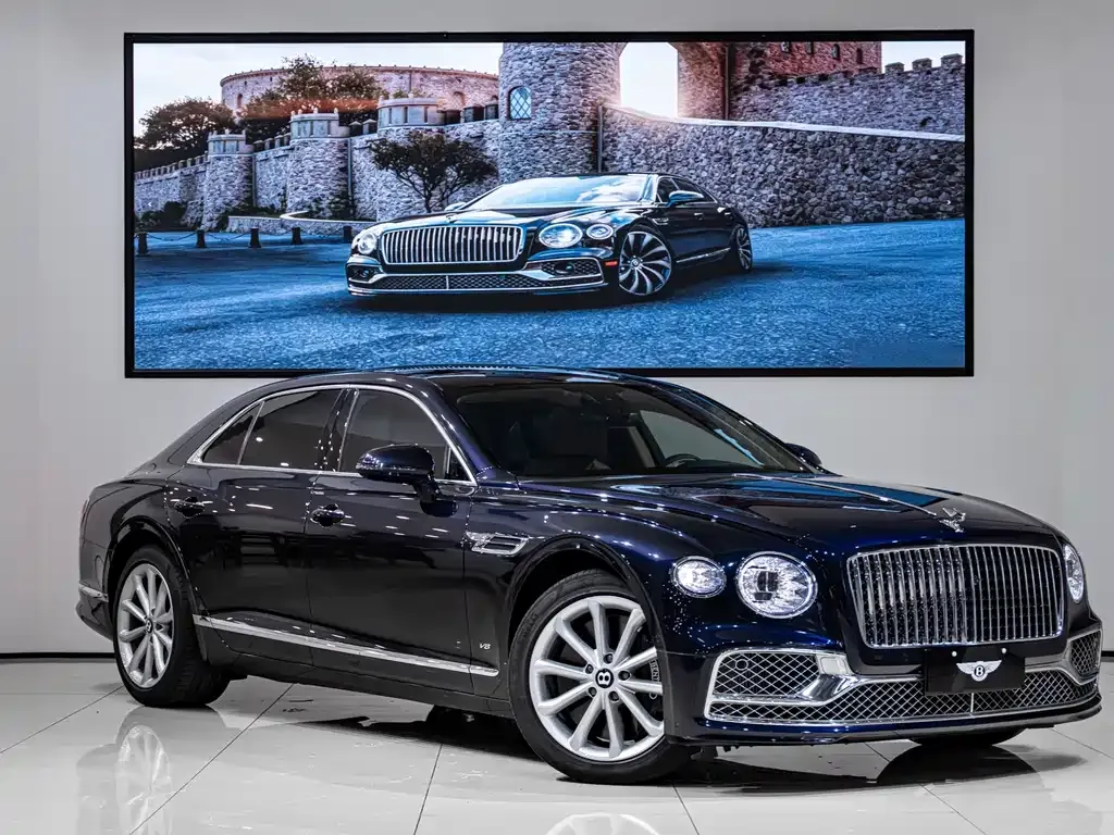 Bentley Flying Spur — фото 2