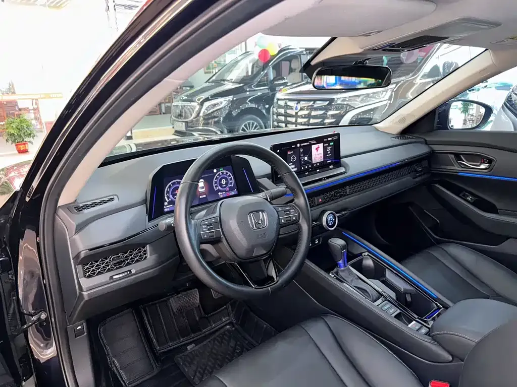 Honda Accord — фото 6