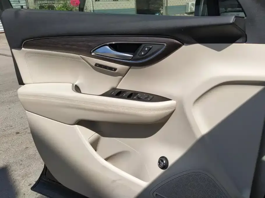 Buick Envision Plus — фото 4