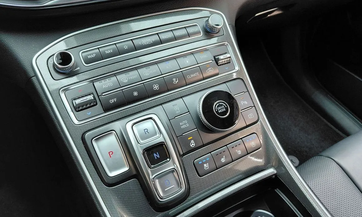 Hyundai Santafe — фото 7