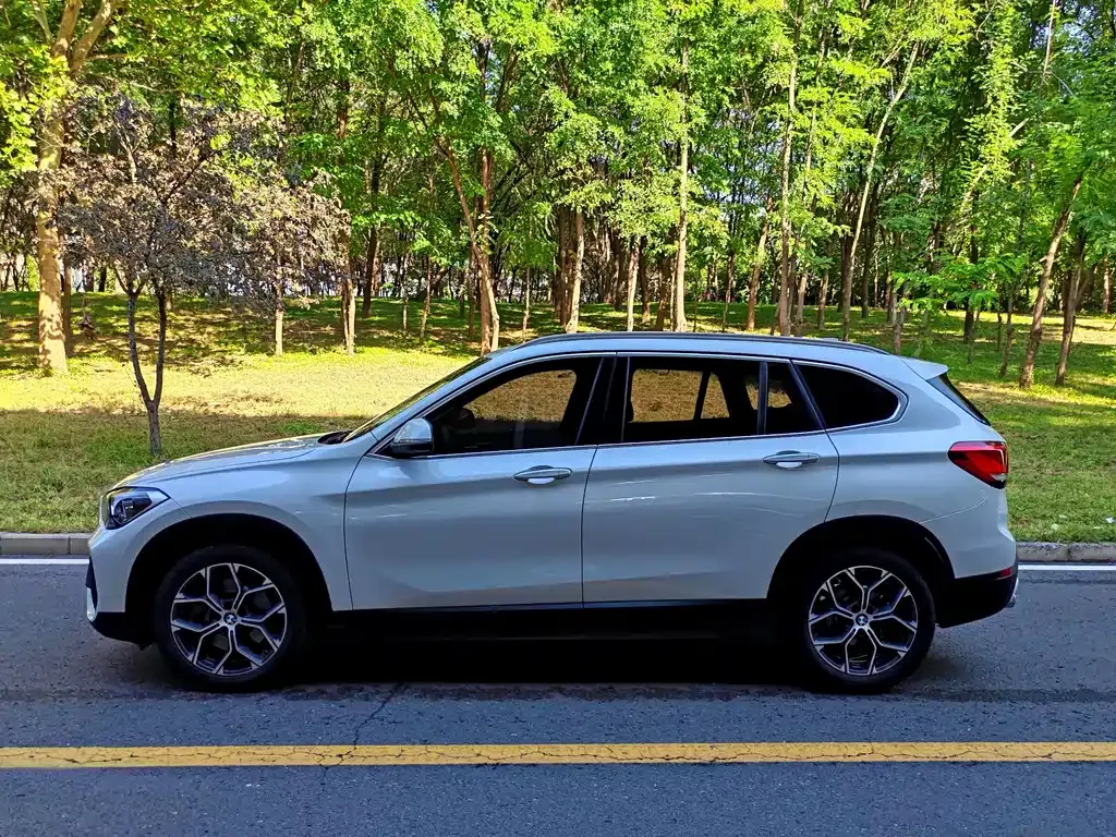 BMW X1 — фото 4