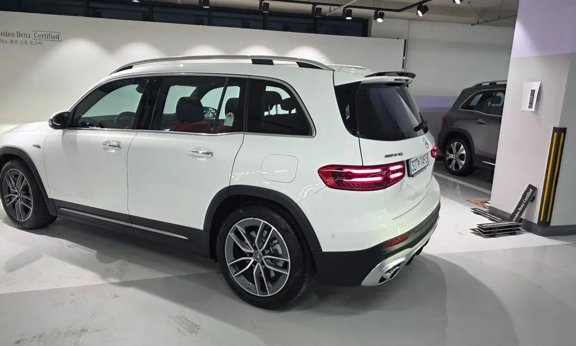 Mercedes-Benz GLB-Class — фото 10