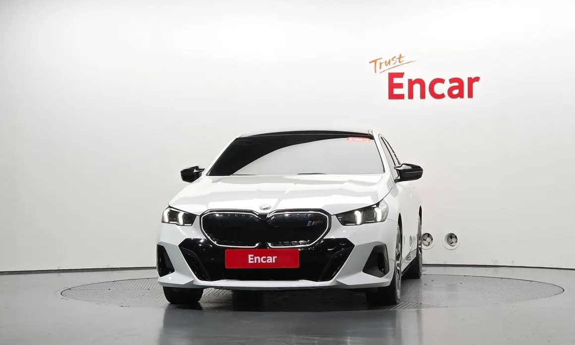 BMW i5 — фото 9