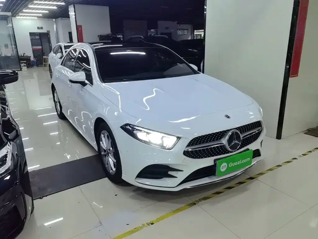 Mercedes-Benz A-Class — фото 10