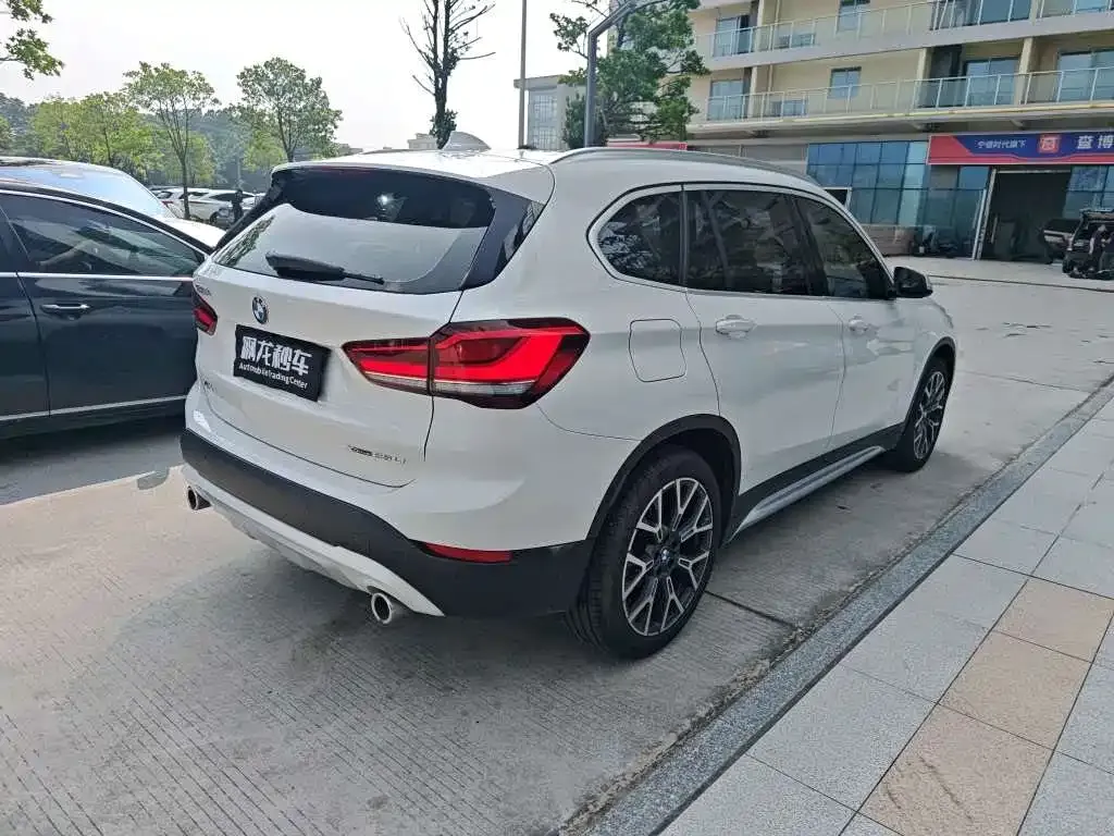 BMW X1 — фото 3