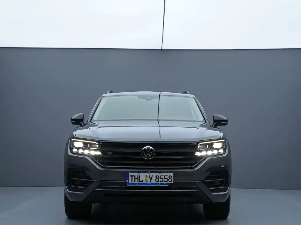 Volkswagen Touareg — фото 5