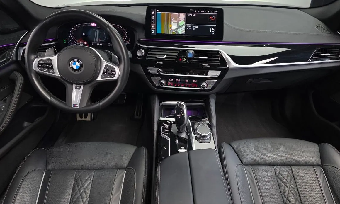 BMW 5-Series — фото 10