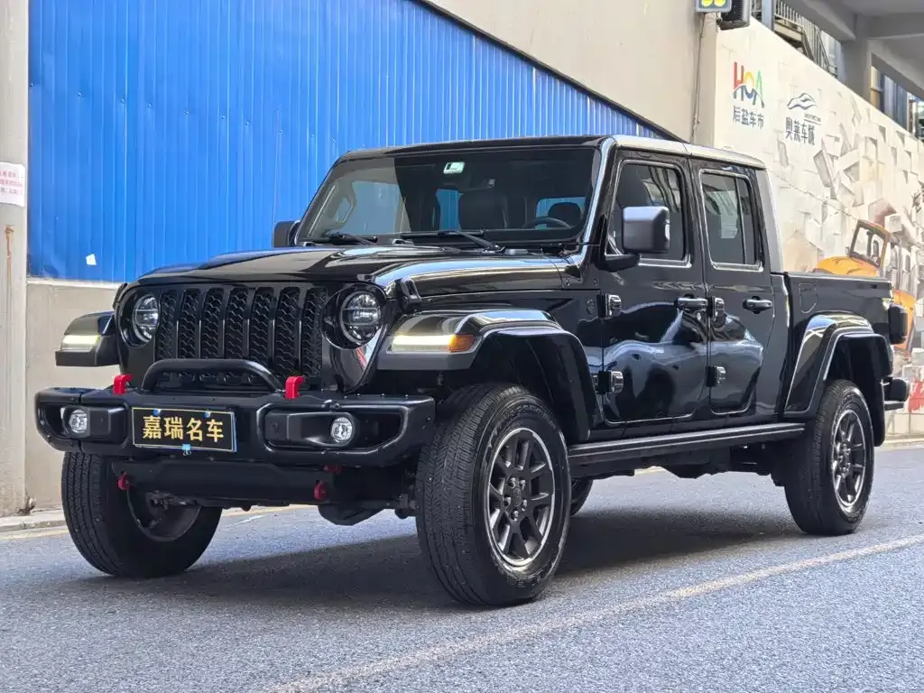 Jeep Gladiator — фото 1