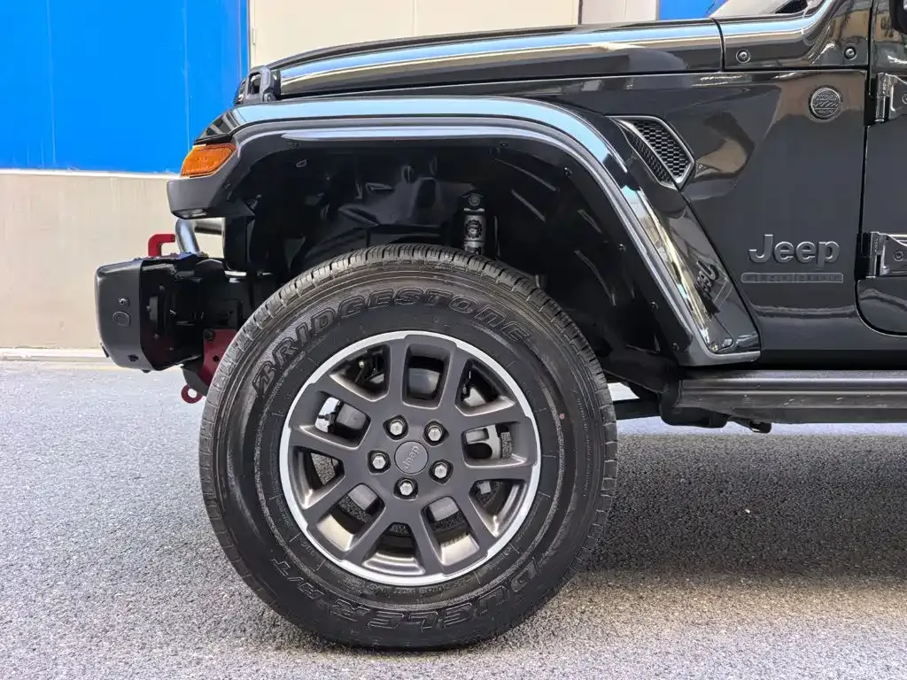 Jeep Gladiator — фото 2