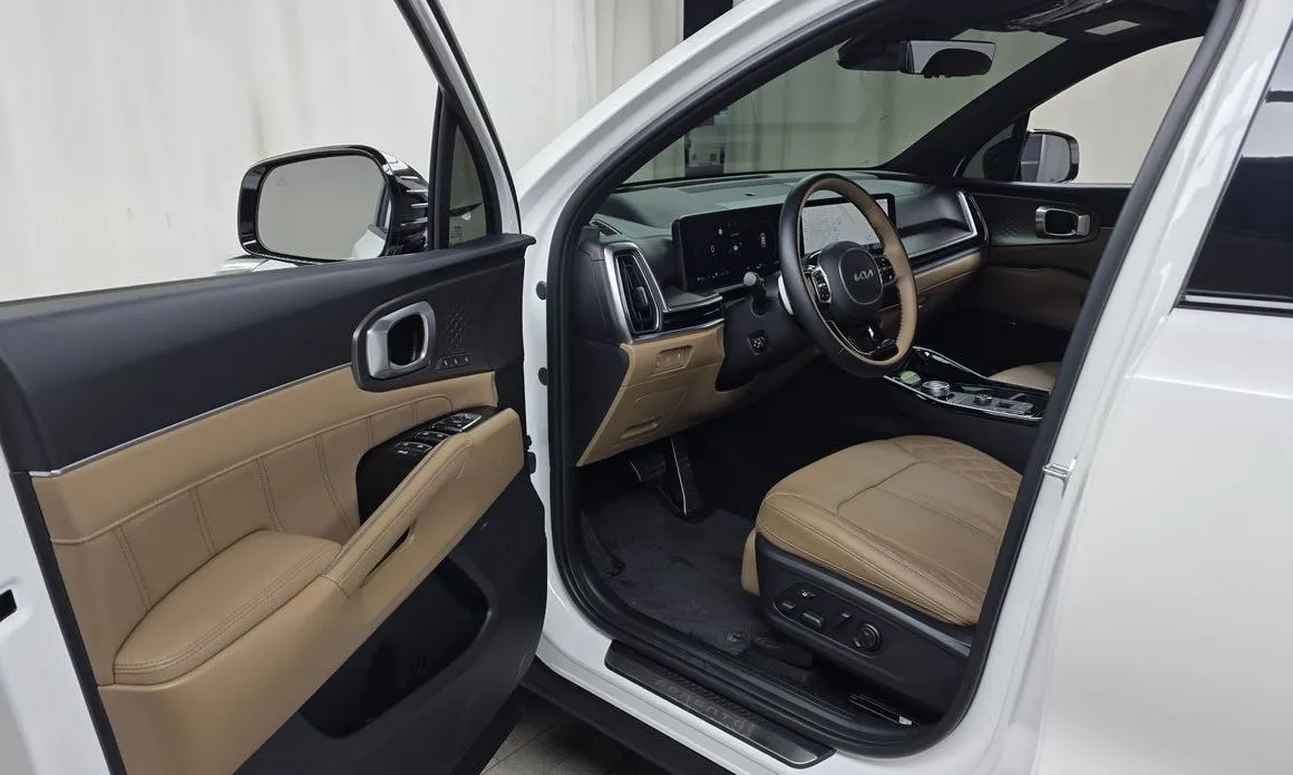 Kia Sorento — фото 6