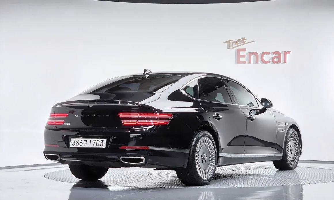 Genesis G80 — фото 10