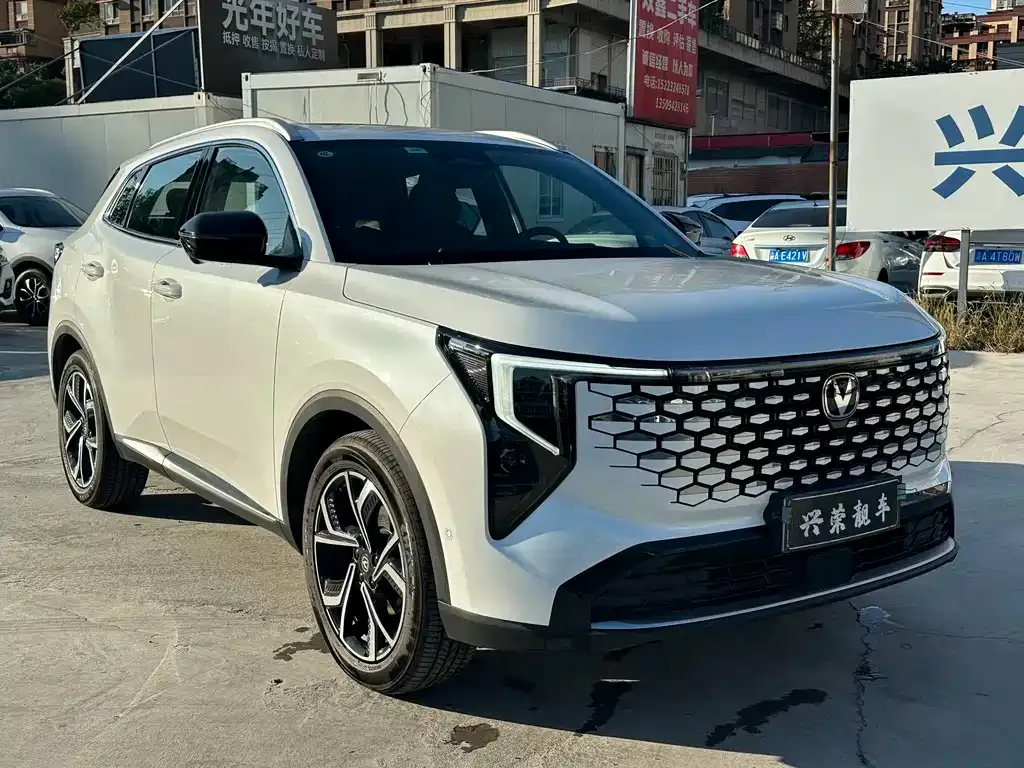Changan CS55PLUS — фото 8