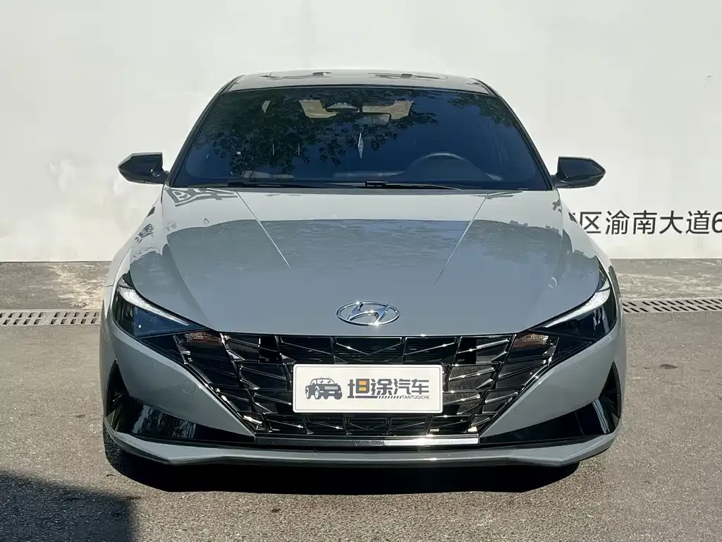 Hyundai Elantra — фото 7