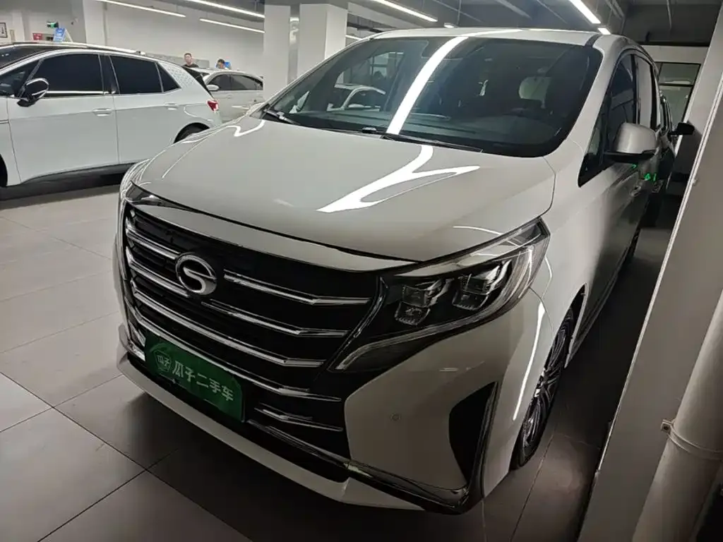 GAC Motor Trumpchi M8 — фото 1