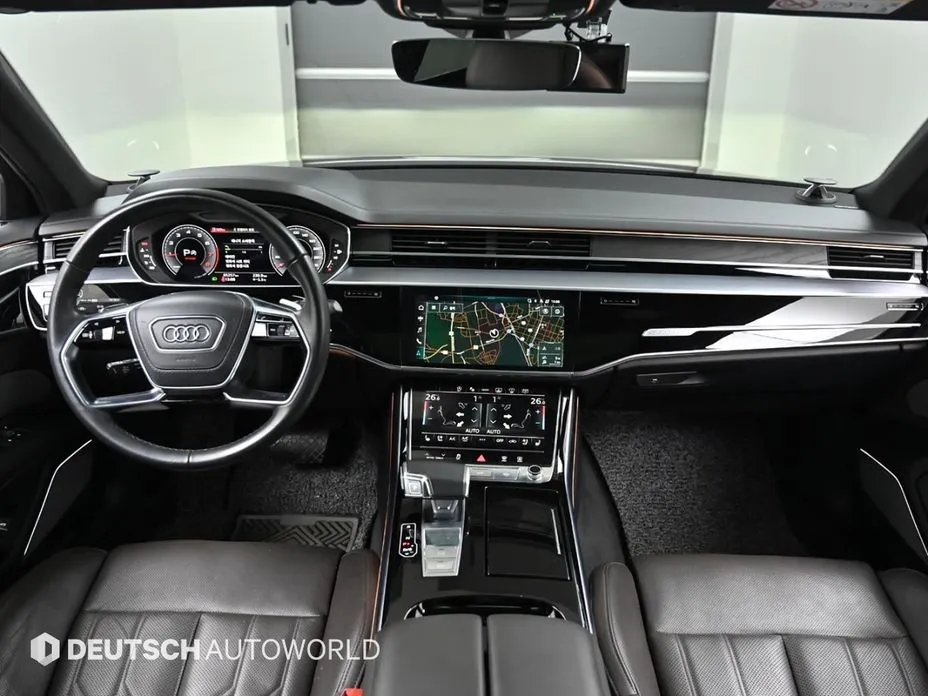 Audi A8 — фото 7
