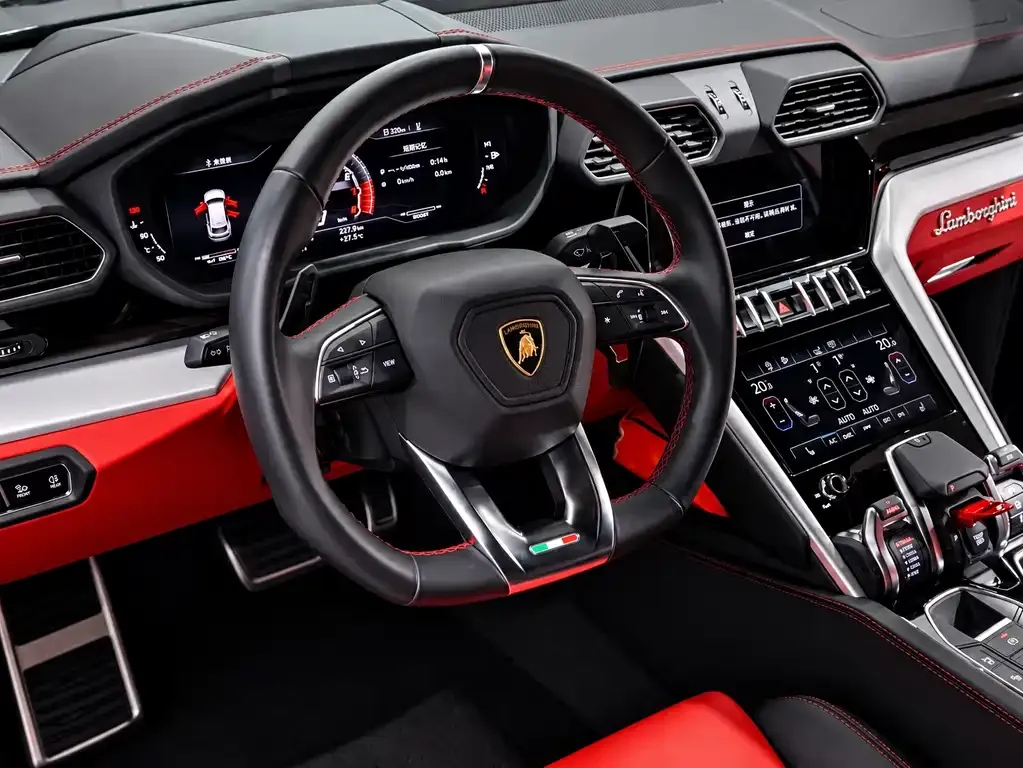 Lamborghini Urus — фото 8