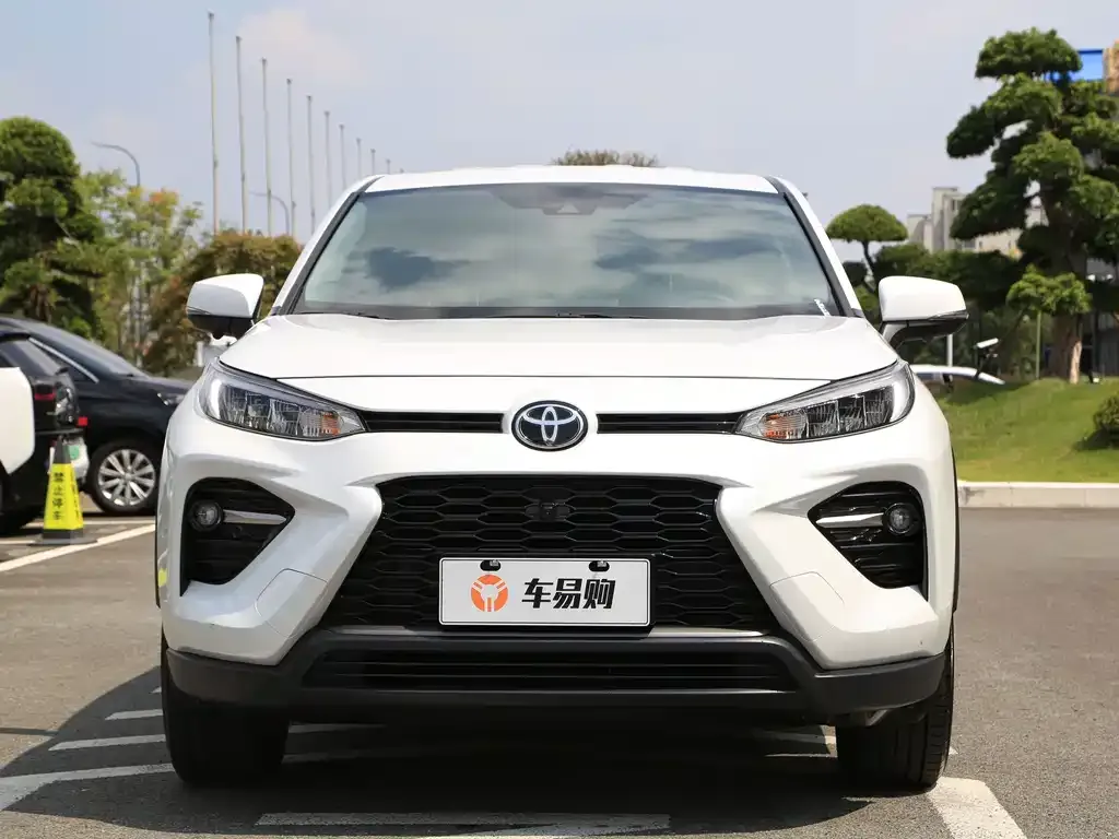 Toyota Wildlander — фото 9