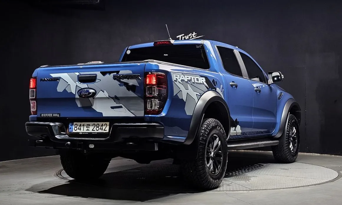 Ford Ranger — фото 10